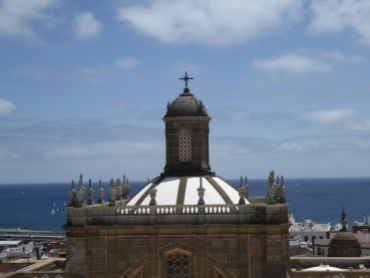 Blick vom Turm der Kathedrale Richtung Meer